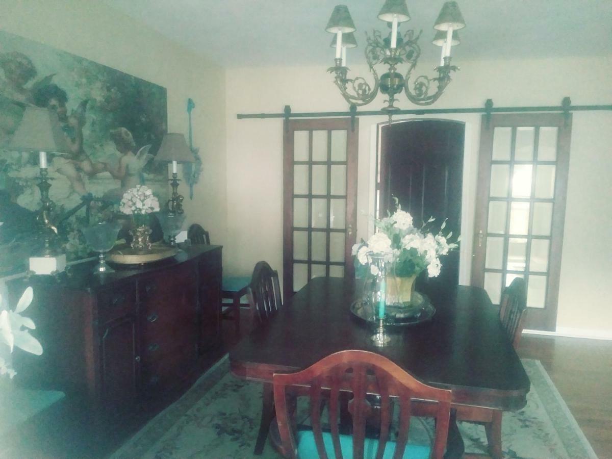 The Guest House At The Regina House Tea Room Moosic Εξωτερικό φωτογραφία