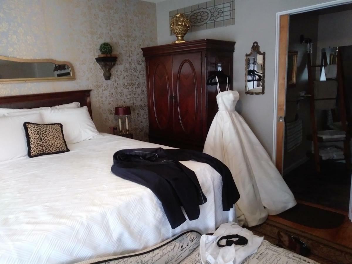 The Guest House At The Regina House Tea Room Moosic Εξωτερικό φωτογραφία